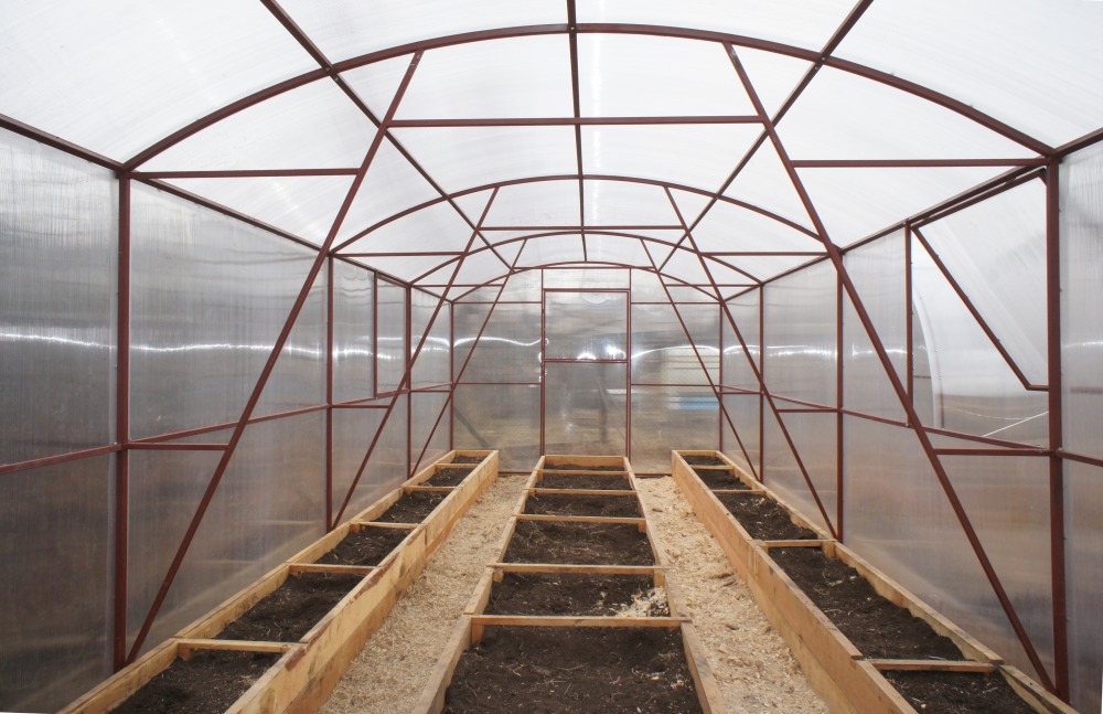 теплицы из поликарбоната